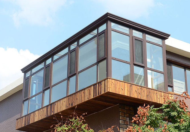 封陽(yáng)臺(tái)